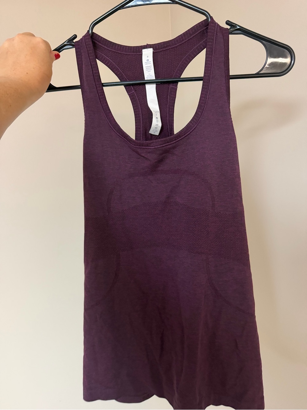 lululemon athletica swiftly tech racerback tank 2.0 waist length like new size 8